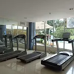 Cozy 1Br At Marbella Suites Dago Pakar Bandung Apartment By Travelio