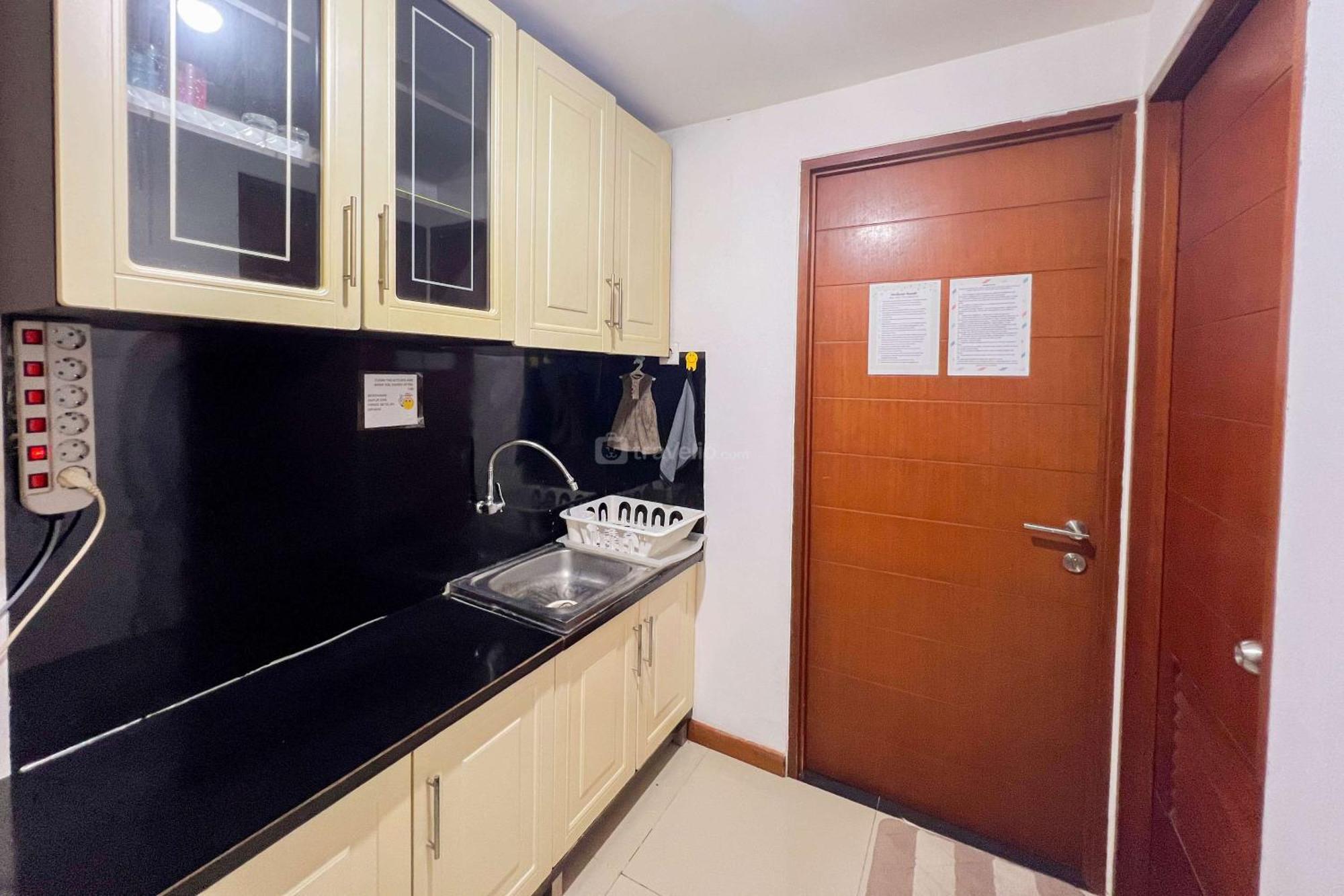 Cozy 1br At Marbella Dago Pakar By Travelio * Bandung