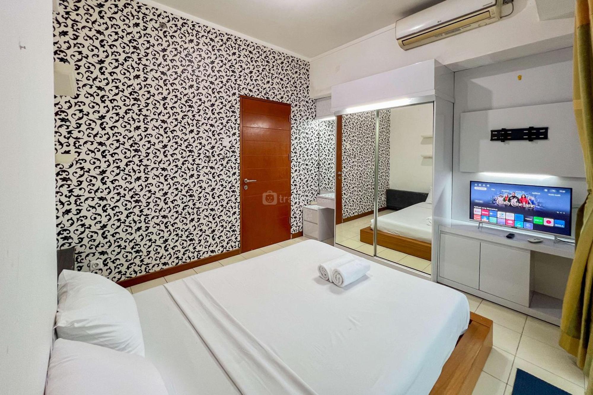 Apartemen Cozy 1br At Marbella Dago Pakar By Travelio